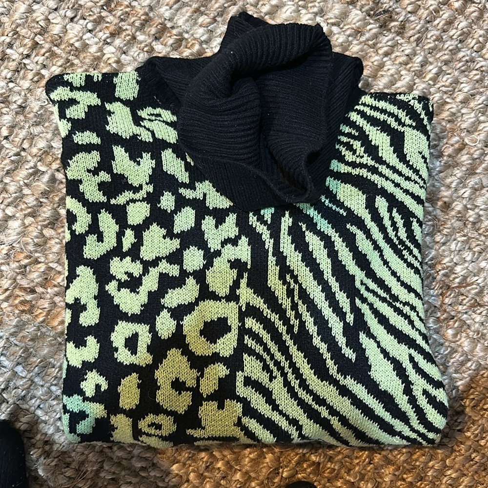 ZARA LIME & BLACK ZEBRA PRINT TURTLENECK KNIT SWEATER